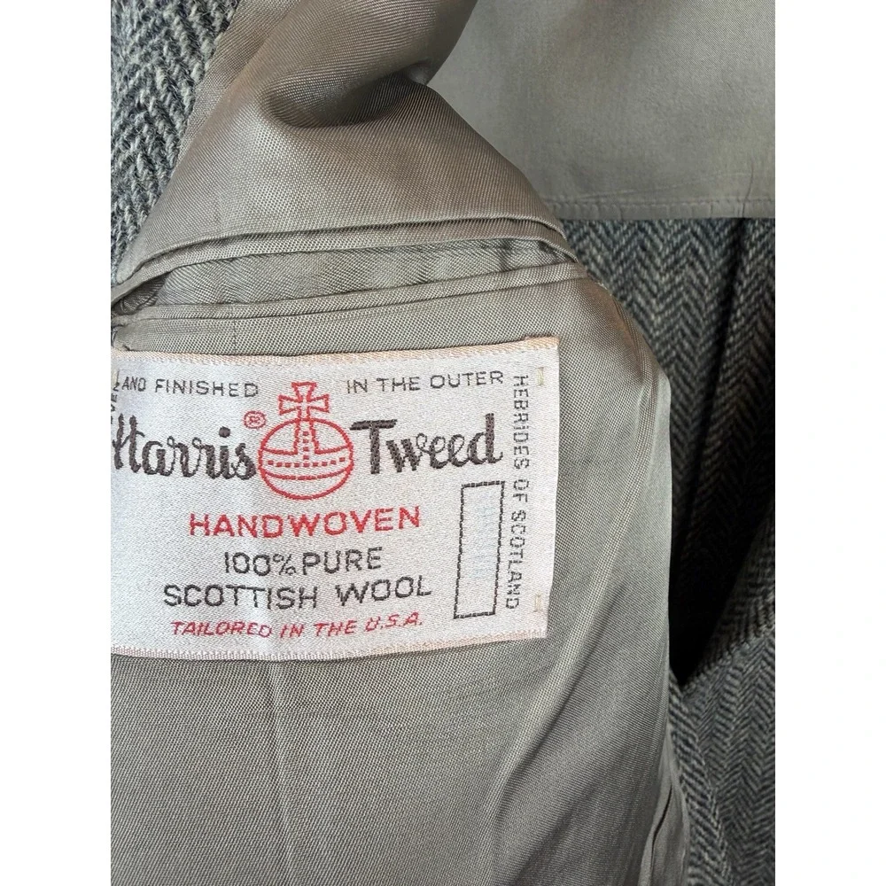 Harris Tweed shoulder hem